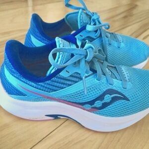 SAUCONY Blue Athletic Shoes with Formfit Technology